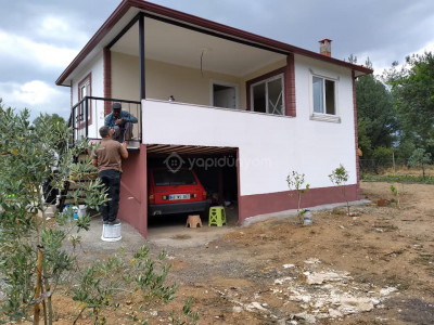 ALTI ARABA GARAJI VE DEPOLU BİNAMIZ