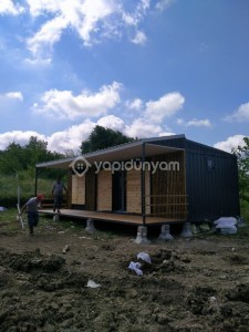 42 M2  VERANDALI BEŞİK ÇATILI İKİ ODA WC DUŞ MUTFAK  ÖZEL ÜRETİM EV KONTEYNER