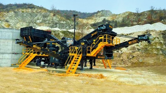FABO MCC Serisi 200-250 Tph Mobil Konik Kırıcı Tesisi