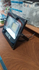 100W Ayaklı Projektör DLS