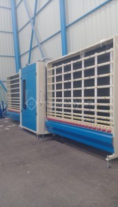 CAM YIKAMA MAKİNASI