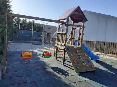 TEK KULELİ DÜZ KAYDIRAKLI DAĞCI TIRMANMALI AHŞAP ÇOCUK OYUN PARKI