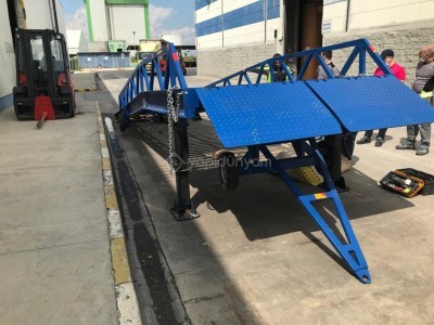 Lastik Tekerlekli Mobil Rampa