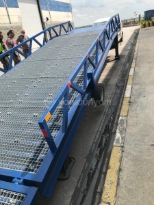 Lastik Tekerlekli Mobil Rampa