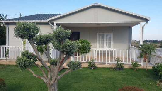 4 MEVSİM RAHAT VE KONFORLU YAŞAYABİLECEĞİNİZ 82 M2 KARMOD PREFABRİK EV