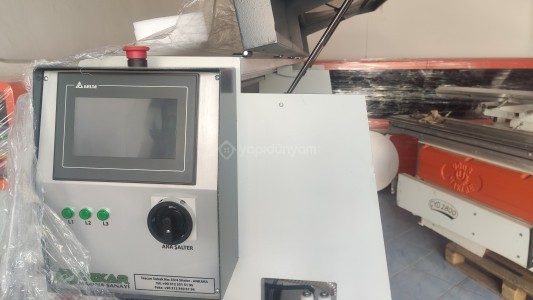 ÖZKAR 460 ÖN FREZELİ KENAR BANTLAMA MAKİNASI