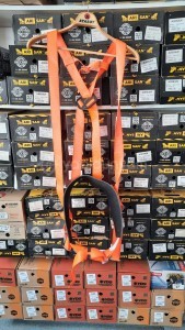 PARAŞÜT TİPİ EMNİYET KEMERİ