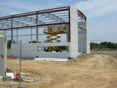 Modern Panel fabrika duvar uygulaması