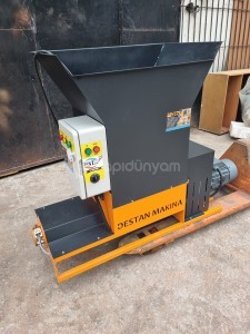 KÖPÜK (STRAFOR) KIRMA ERİTME MAKİNESİ