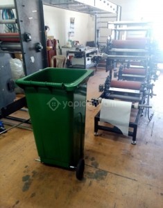 çöp konteyneri tekerlek borusu